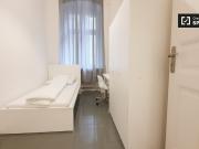 Zimmer zu vermieten in Apartment mit 3 Schlafzimmern in...