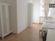 Zimmer zu vermieten in Berlin, 5 Zimmer Wohnung