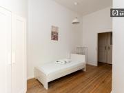 Zimmer zu vermieten in einer 4 Zimmer Wohnung in Berlin