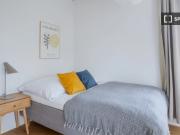 Zimmer zu vermieten in einer 4 Zimmer Wohnung in...