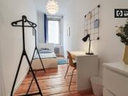 Zimmer zu vermieten in einer Wohnung mit 3 Schlafzimmern...