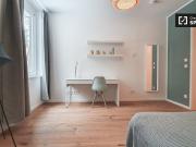 Zimmer zu vermieten in einer Wohnung mit 3 Schlafzimmern...