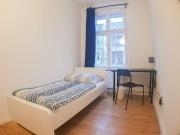 Zimmer zu vermieten in Wohnung mit 4 Schlafzimmern,...