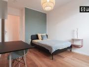 Zimmer zu vermieten in Wohnung mit 4 Schlafzimmern in Berlin