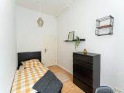 Zimmer zu vermieten in Wohnung mit 4 Schlafzimmern in Berlin