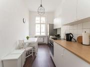 Zimmer zu vermieten in Wohnung mit 4 Schlafzimmern in Berlin