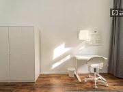 Zimmer zu vermieten in Wohnung mit 4 Schlafzimmern in Berlin