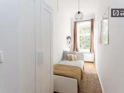 Zimmer zu vermieten in Wohnung mit 4 Schlafzimmern in Berlin