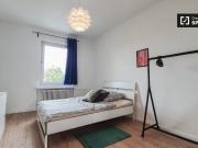 Zimmer zu vermieten in Wohnung mit 4 Schlafzimmern in Berlin