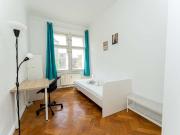 Zimmer zu vermieten in Wohnung mit 4 Schlafzimmern in Berlin