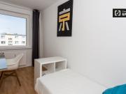Zimmer zu vermieten in Wohnung mit 4 Schlafzimmern in...