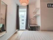 Zimmer zu vermieten in Wohnung mit 5 Schlafzimmern in Berlin