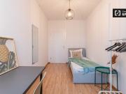 Zimmer zu vermieten in Wohnung mit 5 Schlafzimmern in Berlin