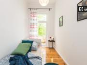 Zimmer zu vermieten in Wohnung mit 5 Schlafzimmern in...