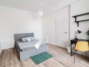 Zimmer zu vermieten in Wohnung mit 8 Schlafzimmern in Berlin