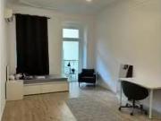 Zimmer zu vermieten in Wohnung mit 8 Schlafzimmern in Berlin