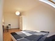 Zimmer zu vermieten in Wohnung mit 8 Schlafzimmern in...