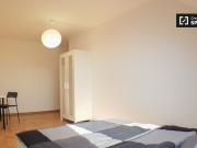 Zimmer zu vermieten in Wohnung mit 8 Schlafzimmern in...