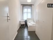 Zimmer zur Miete in 4 Zimmer Wohnung in Reuterkiez