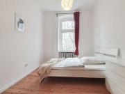 Zimmer zur Miete in einer Wohnung mit 6 Schlafzimmern in...