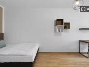 Zimmervermietung in einer 5 Zimmer Wohnung in der...