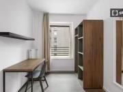 Zimmervermietung in einer 6 Zimmer Wohnung in der...