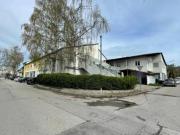 Zinshaus: Geschäfts, Büro und Wohnflächen plus...