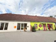 Zinshaus mit Gewerbe und Wohneinheiten