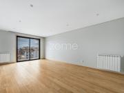 Zome Portugal Apartamento T1 Novo com Varanda e Garagem...