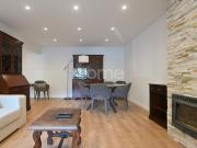 Zome Portugal Apartamento T2 remodelado com terraço e...