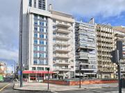 Zome Portugal T1 totalmente remodelado com terraço na...