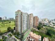 ✨ Zona Premium ✨ Iluminado departamento con vista al Golf ⛳