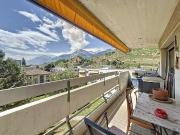 Zu ergreifen: Helle 4.5 Zimmerwohnung mit freiem Blick...