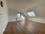 Zu Verkaufen 4 Schlafzimmer Wohnung Langenzenn...