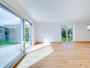 Zu Verkaufen 5 Schlafzimmer Wohnung Forstern Deutschland...