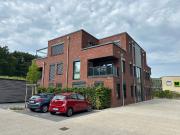 Zuhause mit Charakter – mit Einbauküche & Terrasse!