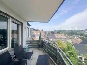 Zum Wohlfühlen: Helle, freundliche 3 Zi. Wohnung mit 2...