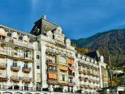 Zwei benachbarte Wohnungen im Belle Époque Gebäude Montreux