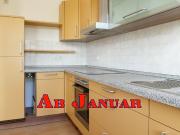 Zwei Etagen, Einbauküche und Gartenterrasse