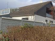 Zwei familien haus + Einlieger wohnung. BUNGALOW Style