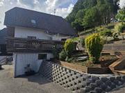 Zwei Häuser, ein Zuhause – vielseitiges Wohnjuwel in...
