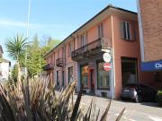 Zwei Häuser mit mehreren Wohnungen 2 case con diversi...