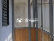 Zwei Wege, ein Zuhause sanierungsbedürftiges Haus mit...
