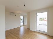 Zwei Zimmer Dachgeschoss Wohnung mit Klimaanlage und...