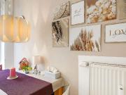 Zwei Zimmer, eine Großloggia. ein sonniger Blickfang in...