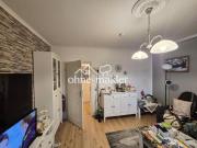 Zwei Zimmer Wohnung mit EBK in saniertem Altbau in...