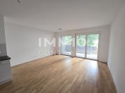 Zwei Zimmer Wohnung mit großem Balkon und EIGENGARTEN in...
