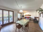 Zweibetthaus mit Garten in Arogno