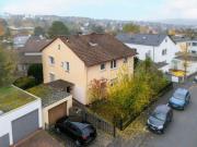 Zweifamilienhaus in gefragter Wohnlage!