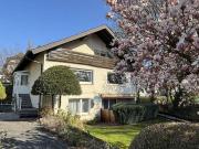 Zweifamilienhaus in idyllischer Lage ideal für...